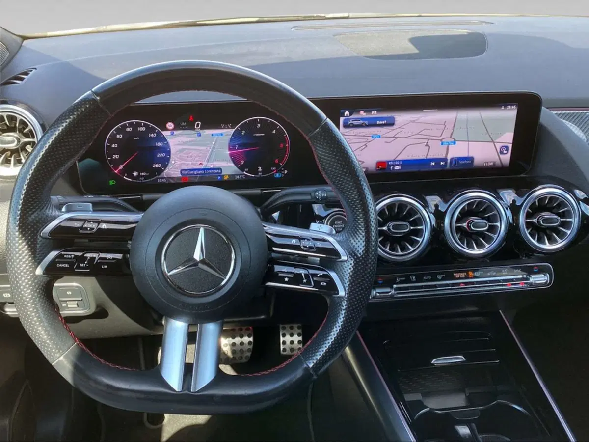 Mercedes-Benz GLA SUV usata a Pisa (9)