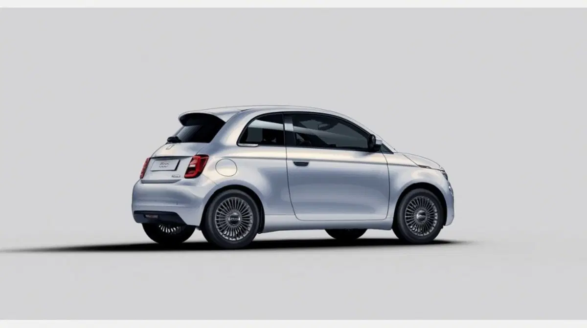 Fiat 500 nuova a Firenze (2)