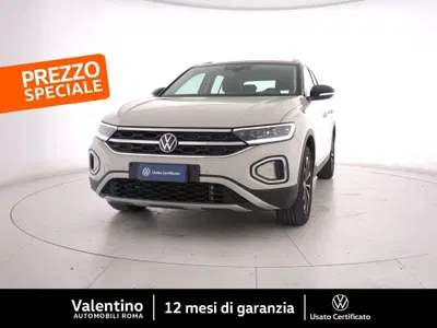 Volkswagen T-Roc 1.5 TSI ACT DSG Style BlueMotion Technology del 2023 usata a Roma