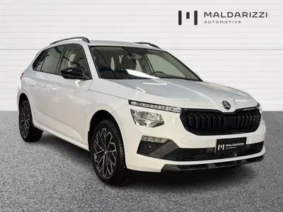 Skoda Kamiq 1.0 tsi Black Dots 115cv dsg del 2025 usata a Trani