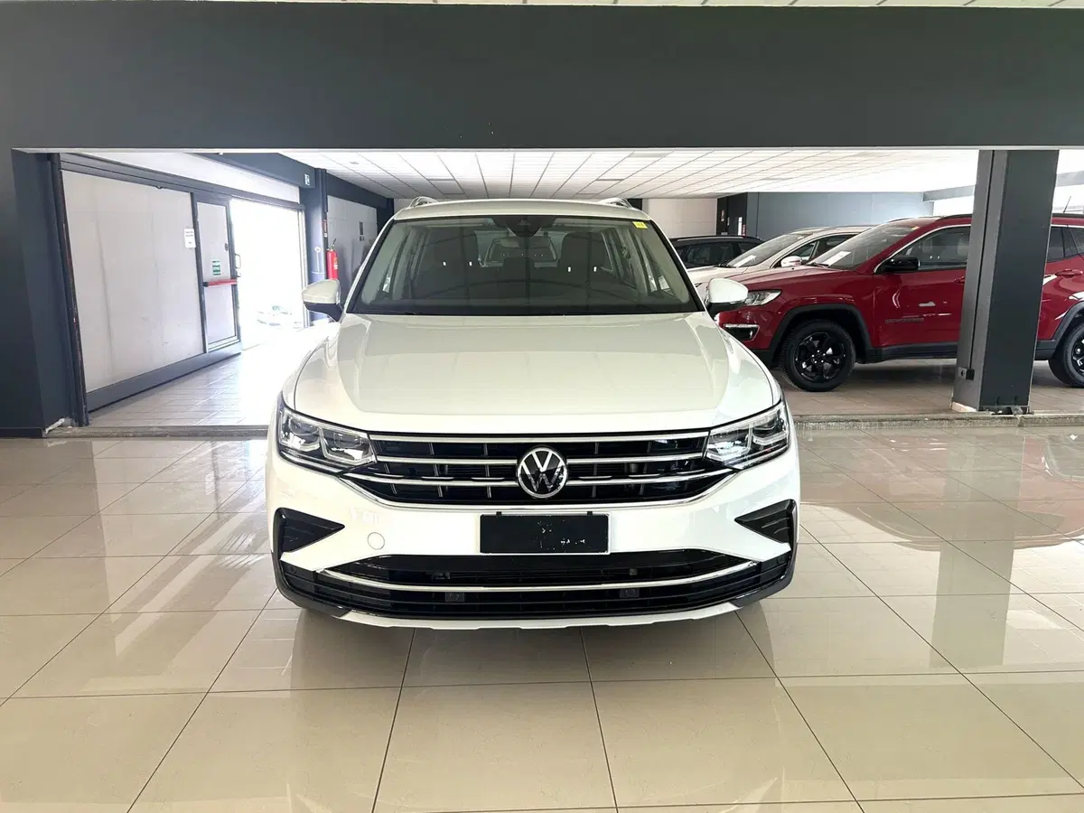 Volkswagen Tiguan usata a Ferrara (2)
