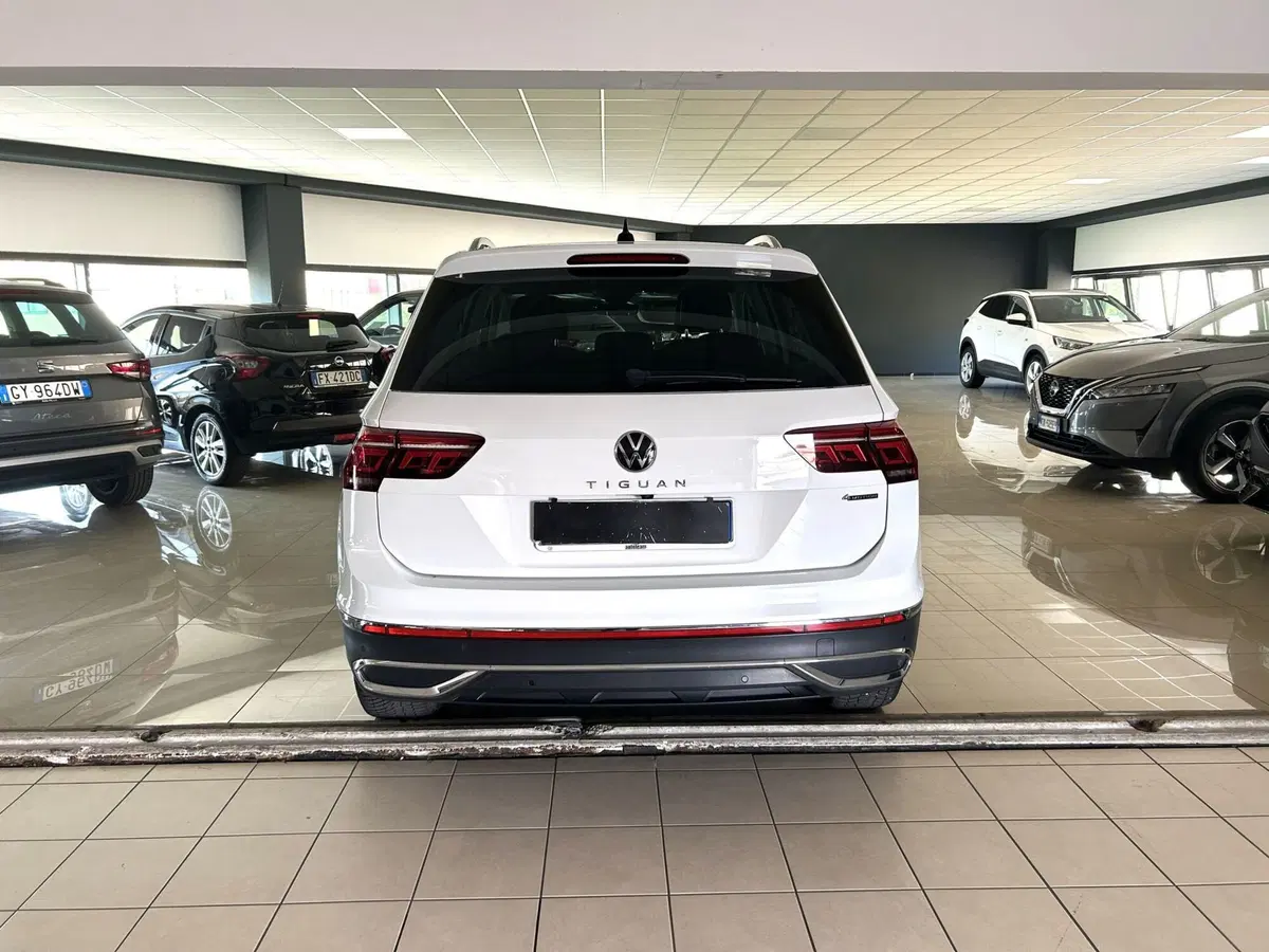 Volkswagen Tiguan usata a Ferrara (5)