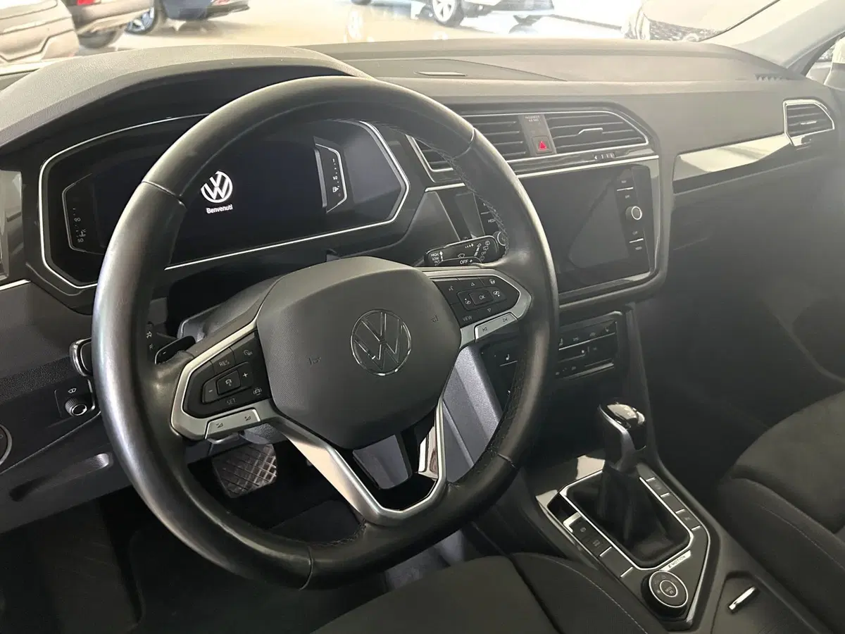 Volkswagen Tiguan usata a Ferrara (9)