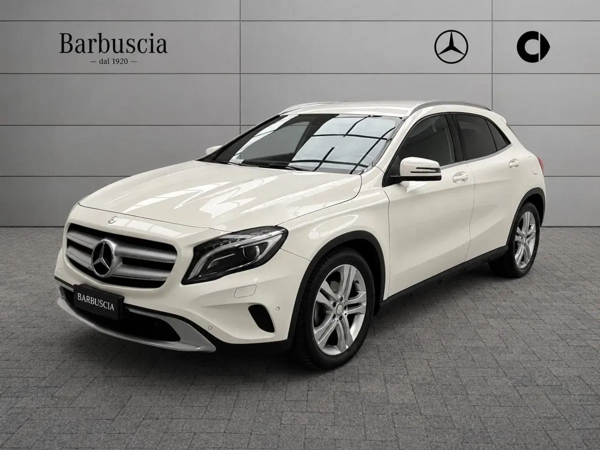 Mercedes-Benz GLA SUV usata a Pescara