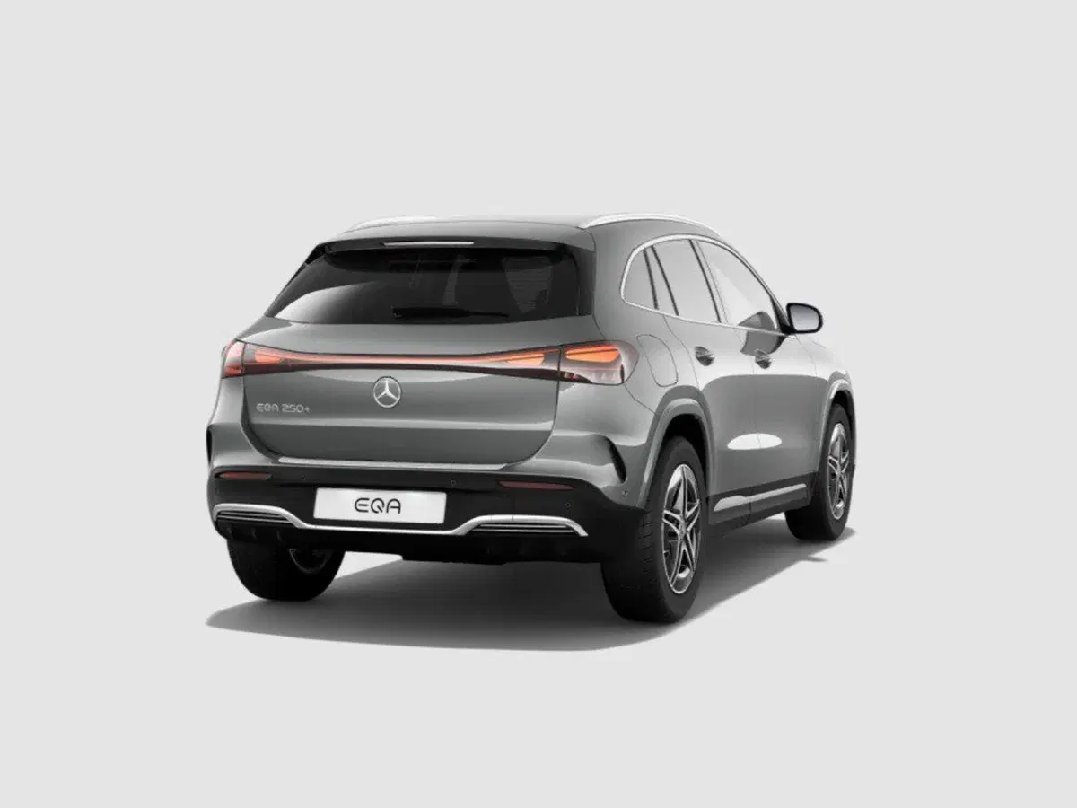 Mercedes-Benz EQA nuova a Ancona (5)