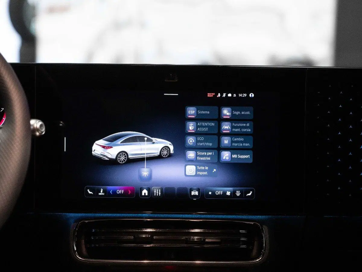 Mercedes-Benz CLA EQ nuova a Ancona (16)
