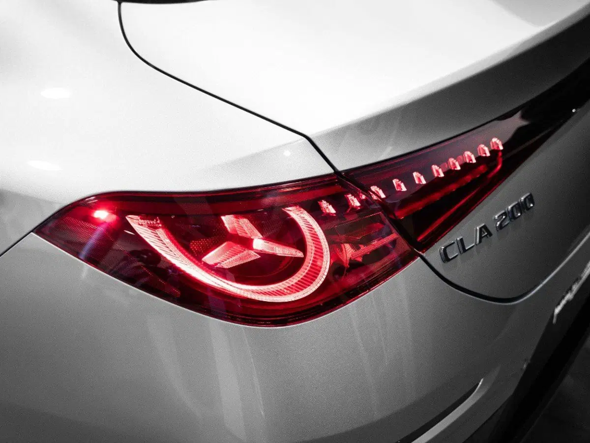 Mercedes-Benz CLA EQ nuova a Ancona (8)
