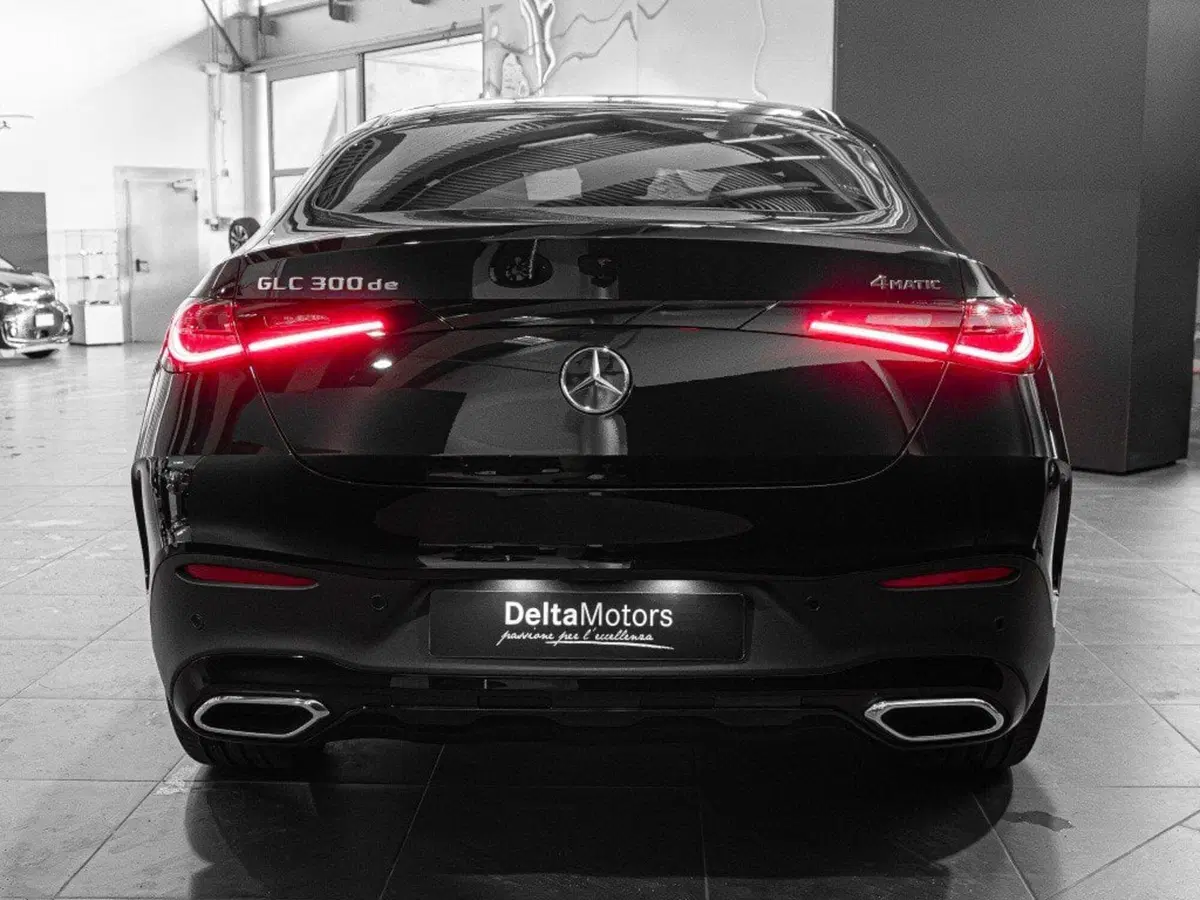 Mercedes-Benz GLC nuova a Ancona (3)