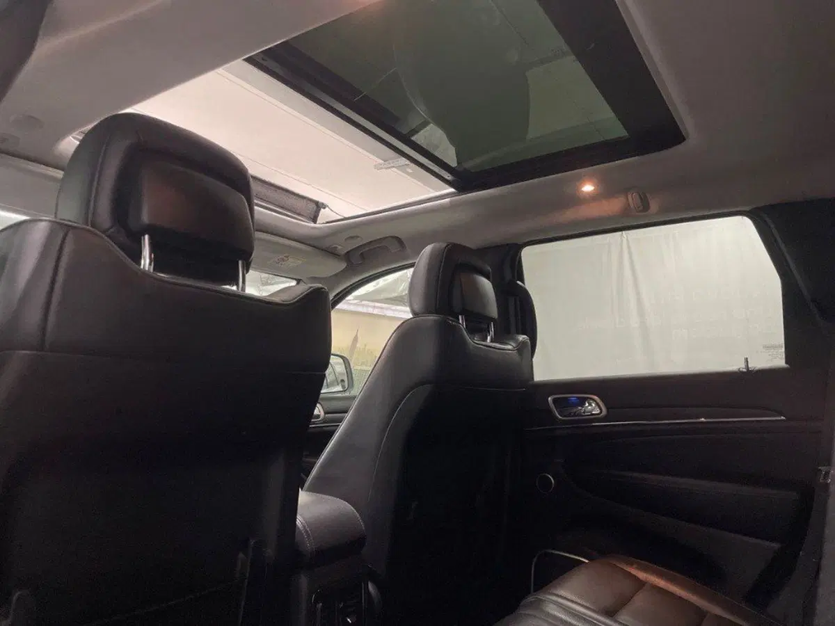 Jeep Grand Cherokee usata a Macerata (18)