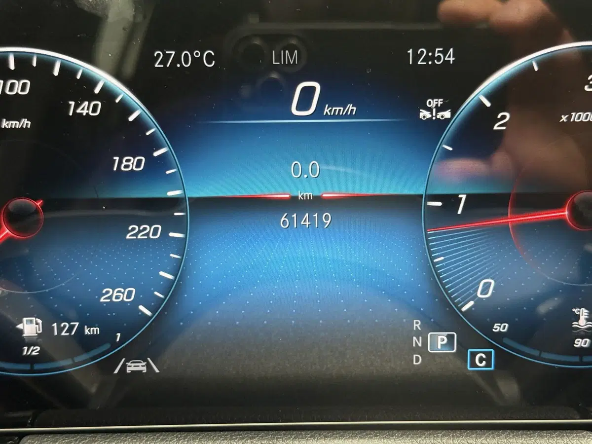 Mercedes-Benz GLA SUV usata a Napoli (10)