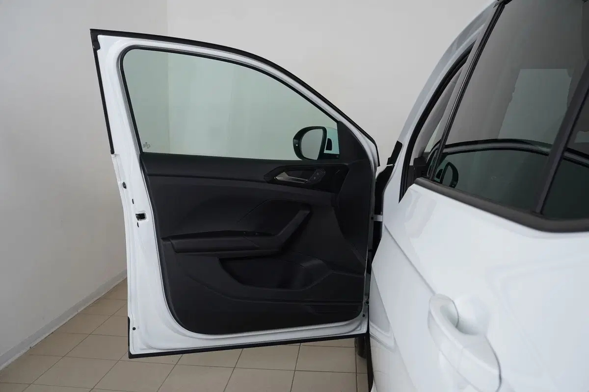 Volkswagen T-Cross nuova a Perugia (14)