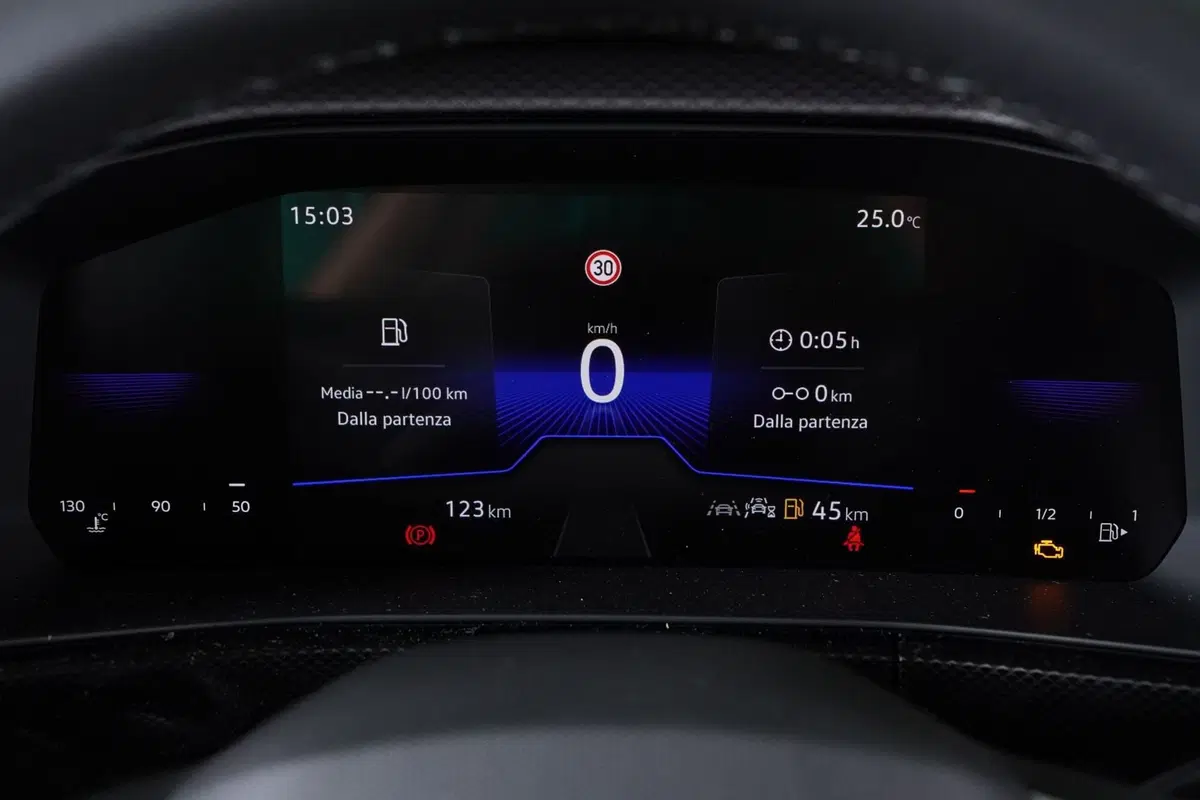 Volkswagen T-Cross nuova a Perugia (17)