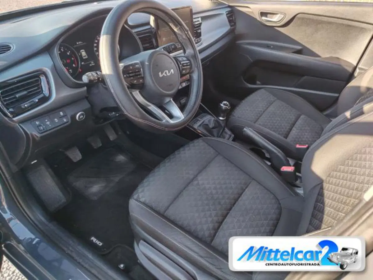 Kia Rio usata a Udine (11)