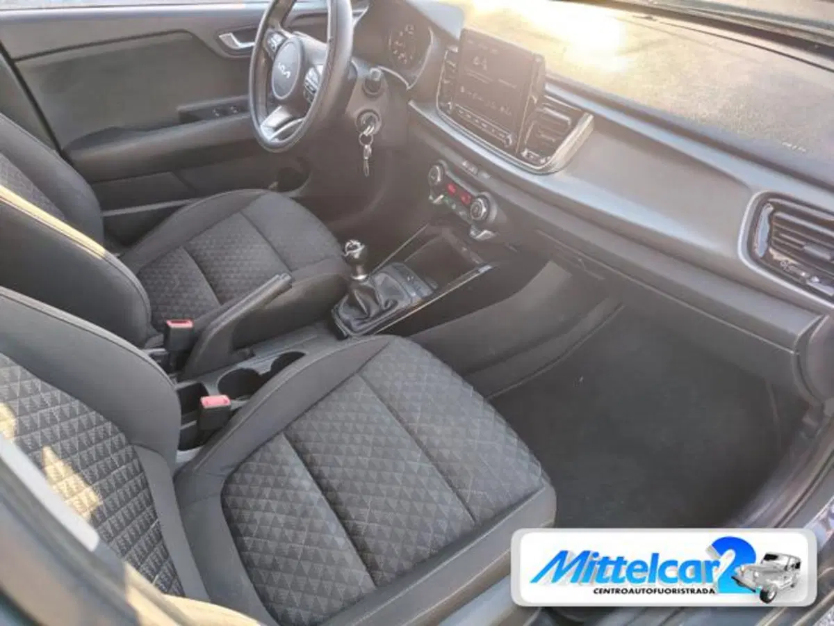 Kia Rio usata a Udine (14)