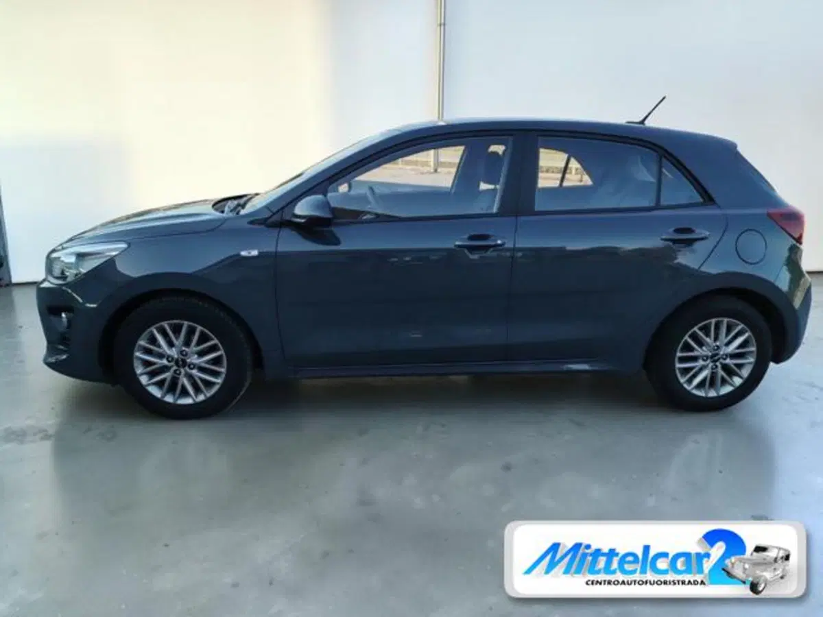 Kia Rio usata a Udine (2)