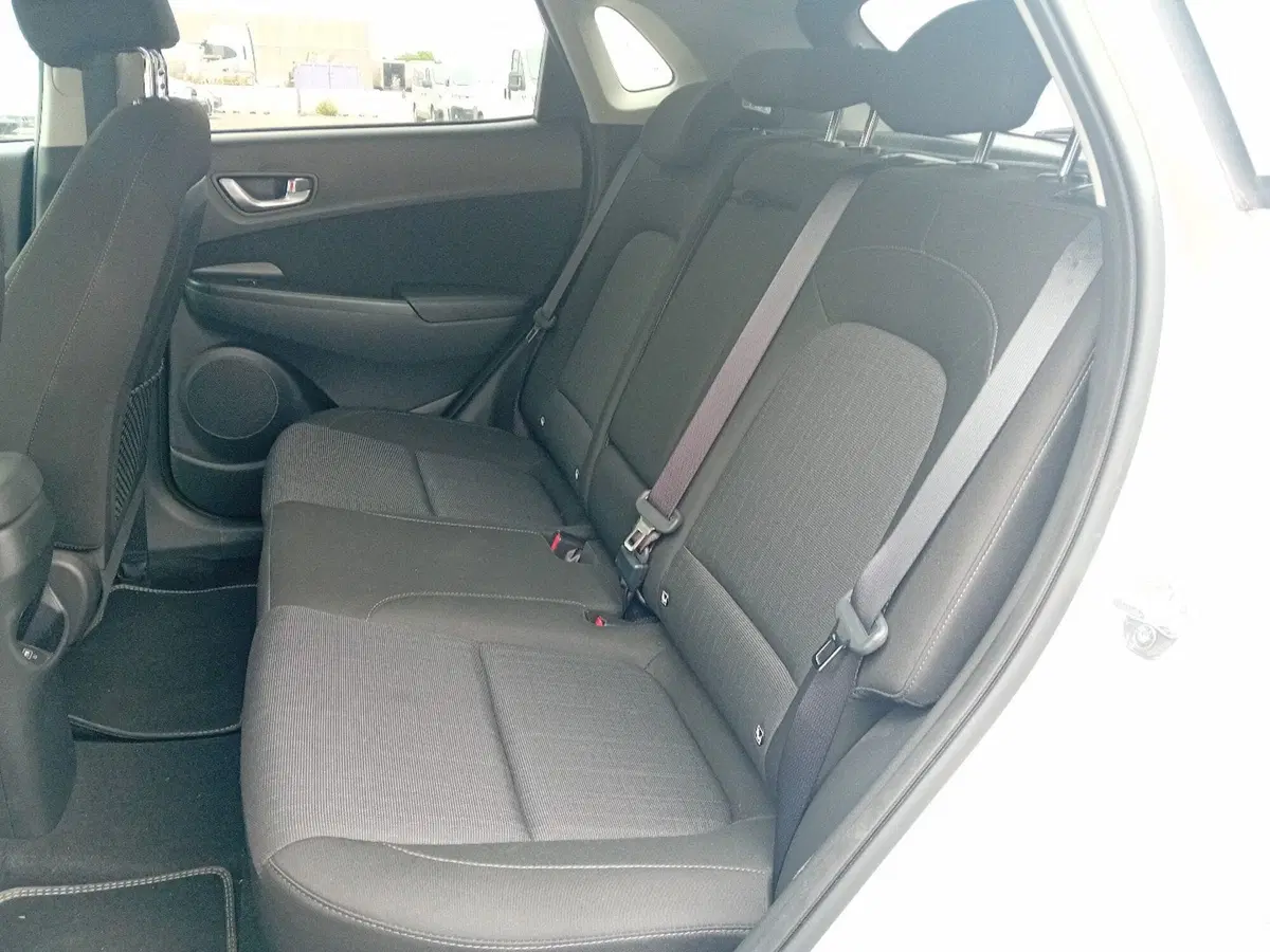 Hyundai Kona usata a Pordenone (12)