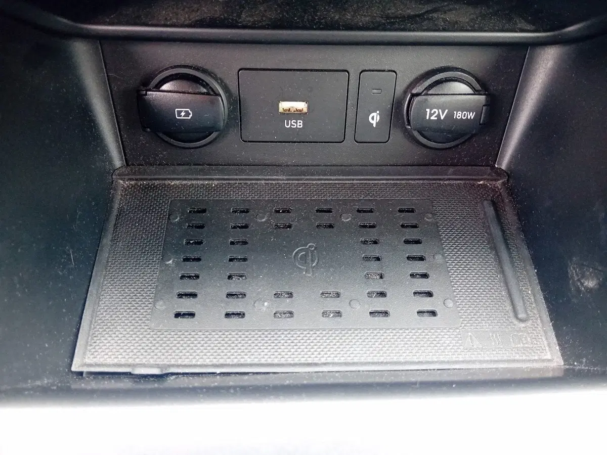 Hyundai Kona usata a Pordenone (18)