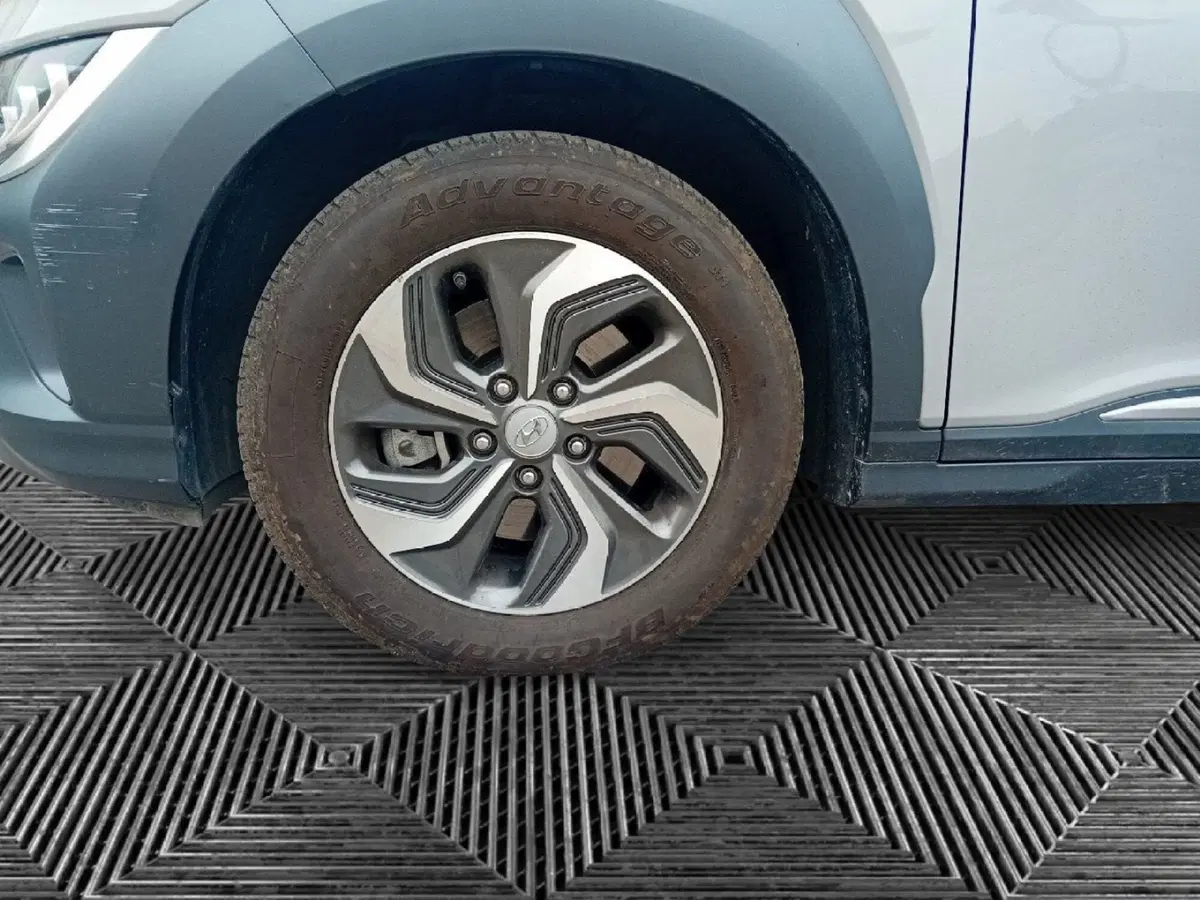 Hyundai Kona usata a Pordenone (9)