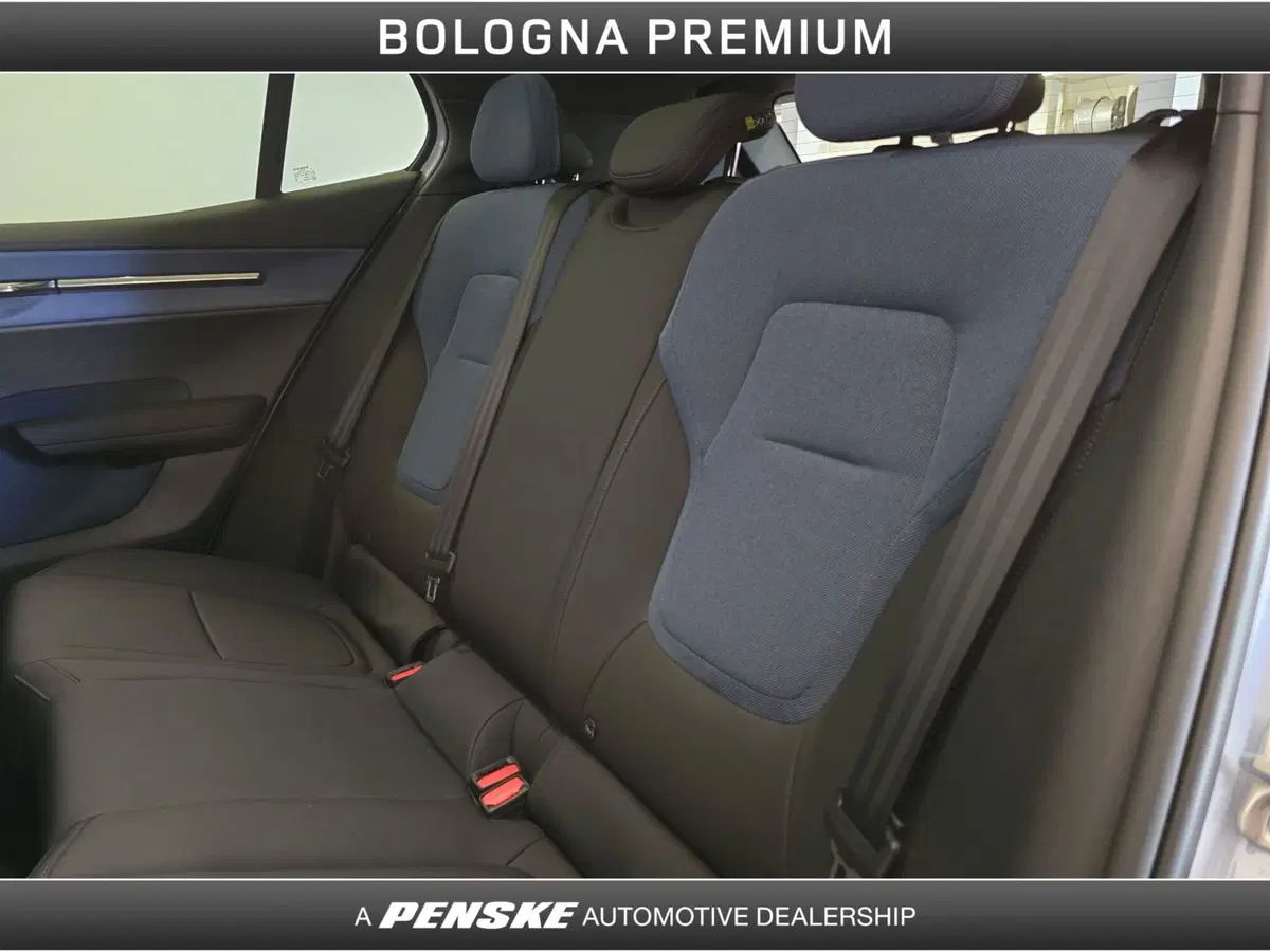Volvo EX30 usata a Bologna (16)