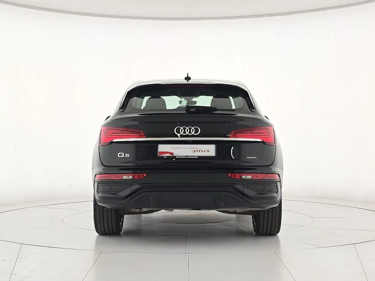 Audi Q5 Sportback usata a Alessandria (6)