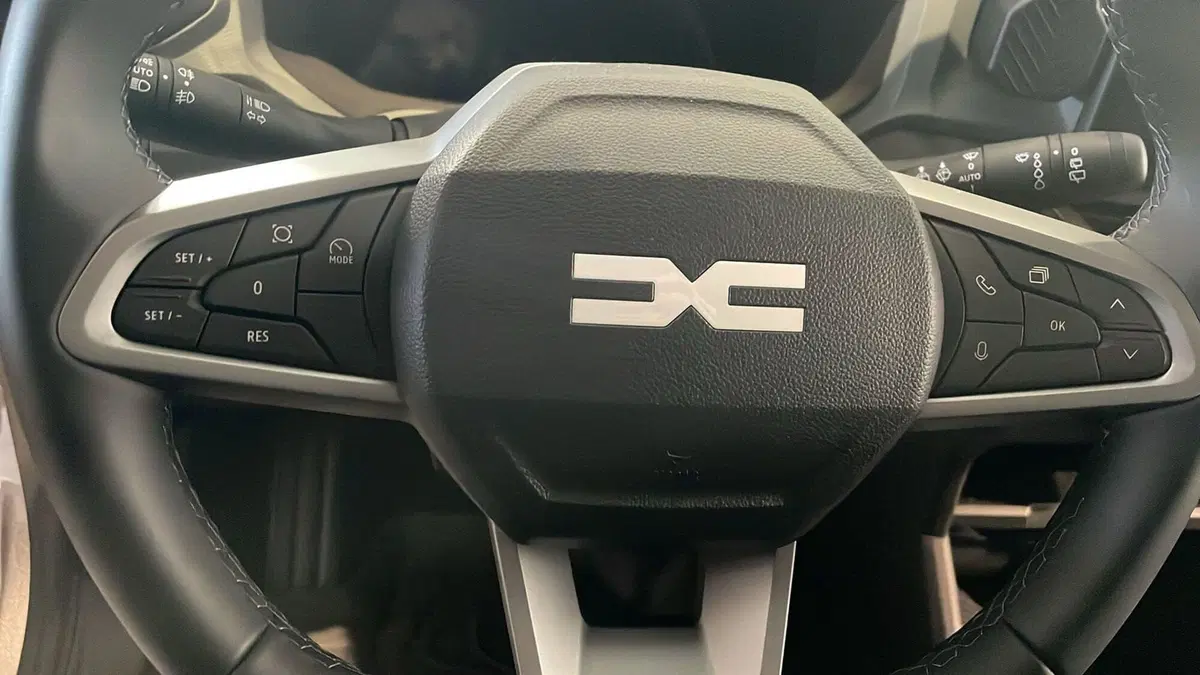 Dacia Bigster nuova a Treviso (20)