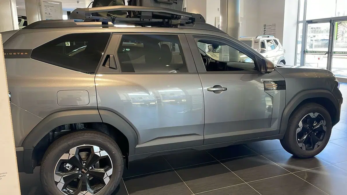 Dacia Bigster nuova a Treviso (4)