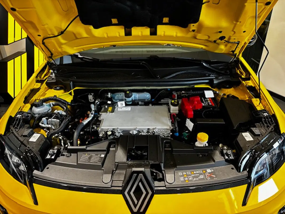 Renault Renault 5 nuova a Treviso (18)
