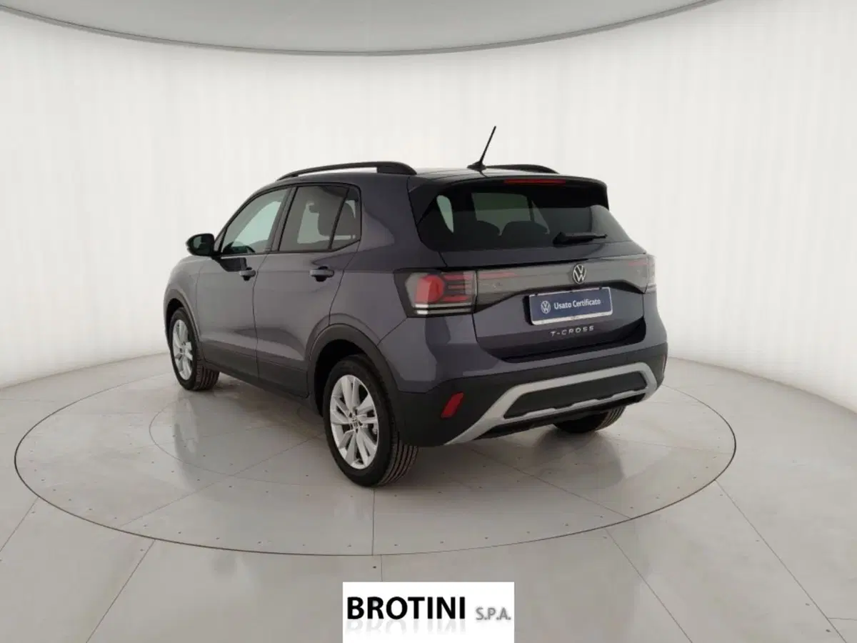 Volkswagen T-Cross nuova a Massa-Carrara (2)