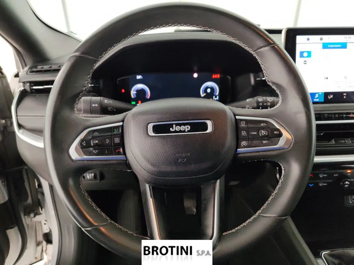 Jeep Compass usata a Massa-Carrara (16)