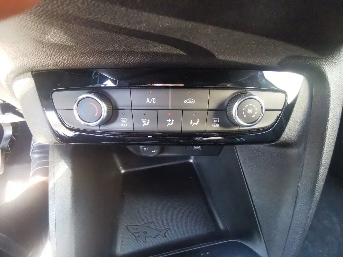 Opel Corsa nuova a Brindisi (15)