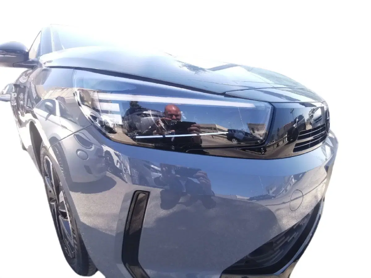 Opel Corsa nuova a Brindisi (17)
