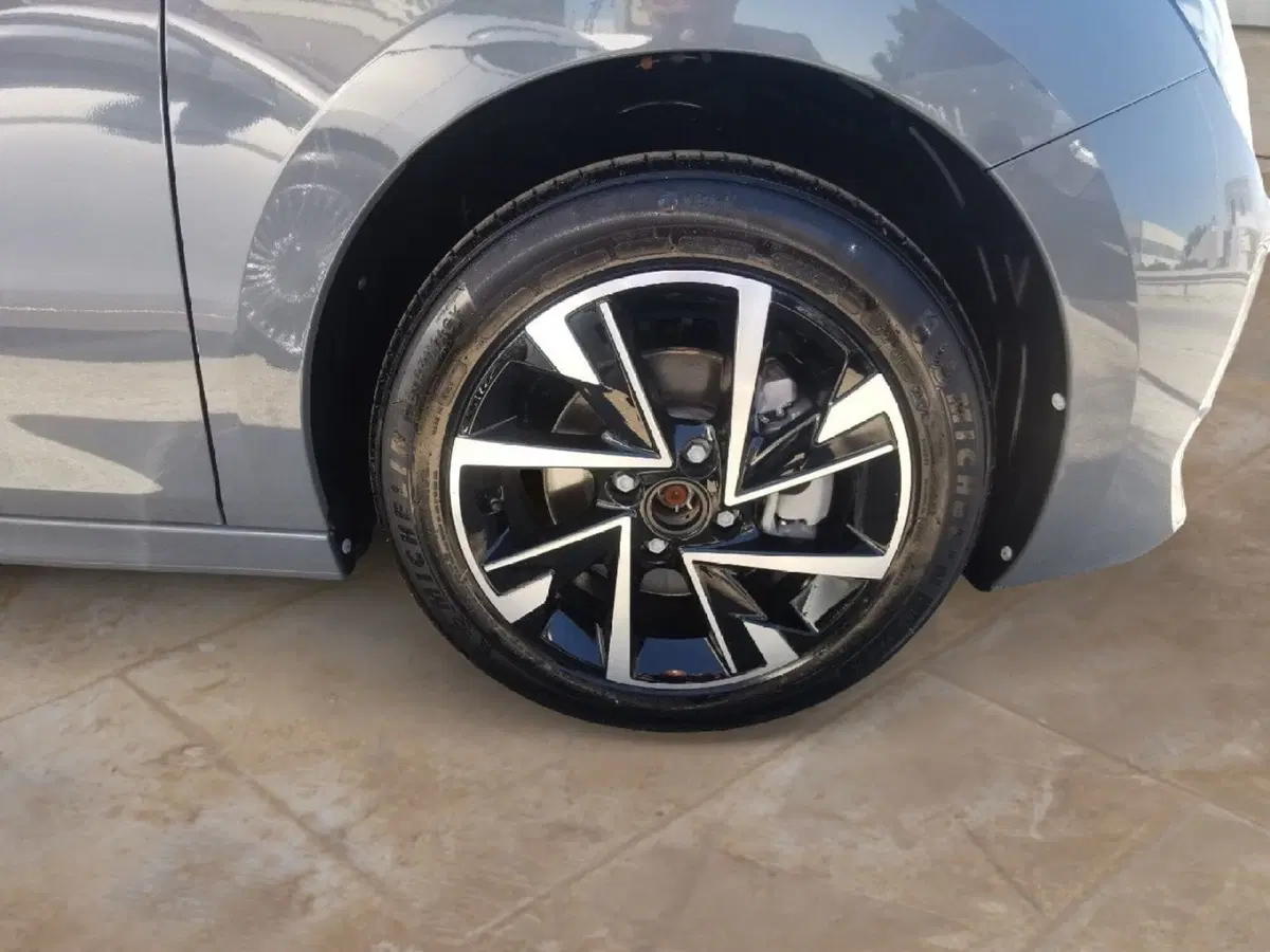Opel Corsa nuova a Brindisi (8)