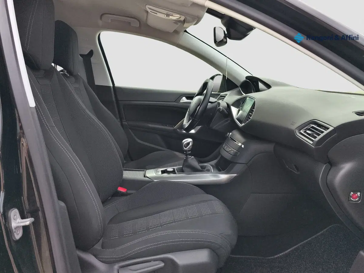 Peugeot 308 SW usata a Brescia (14)
