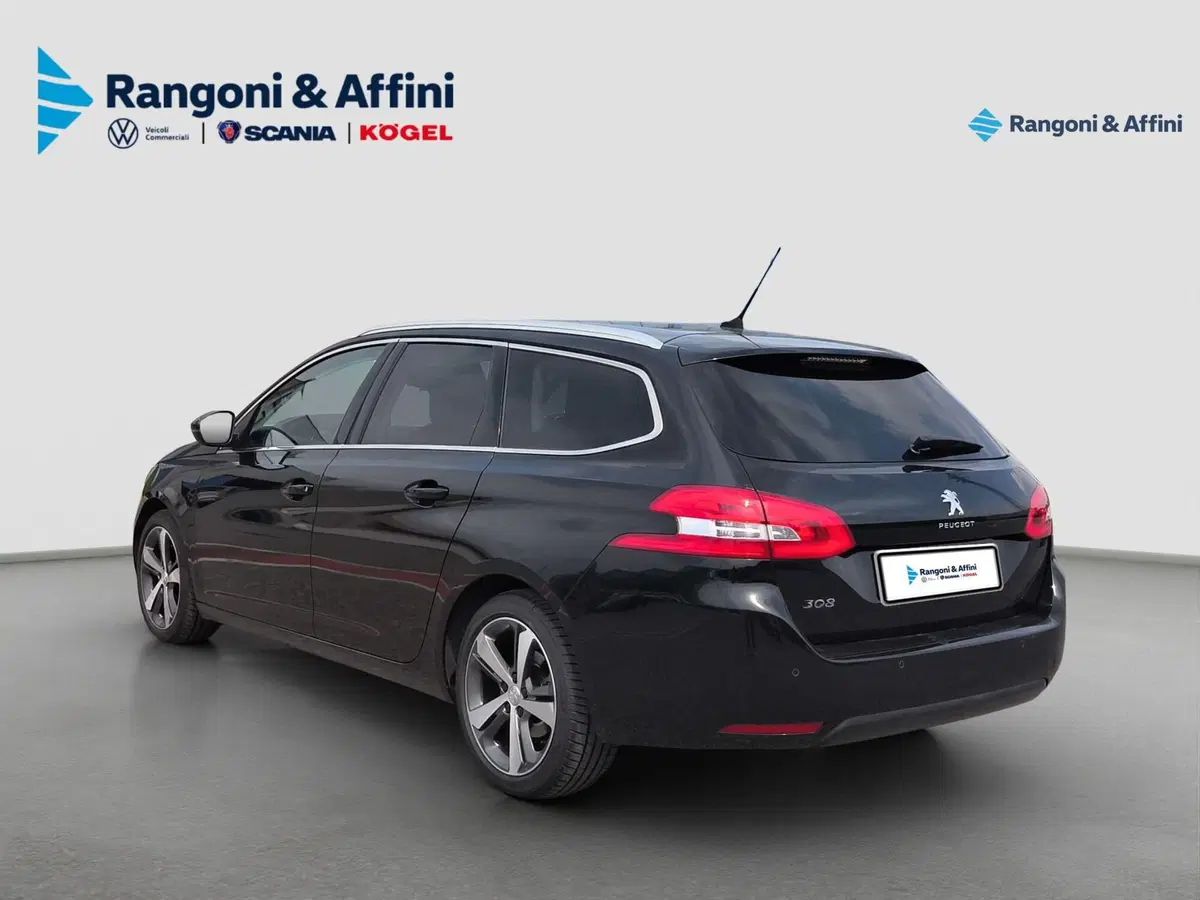 Peugeot 308 SW usata a Brescia (5)