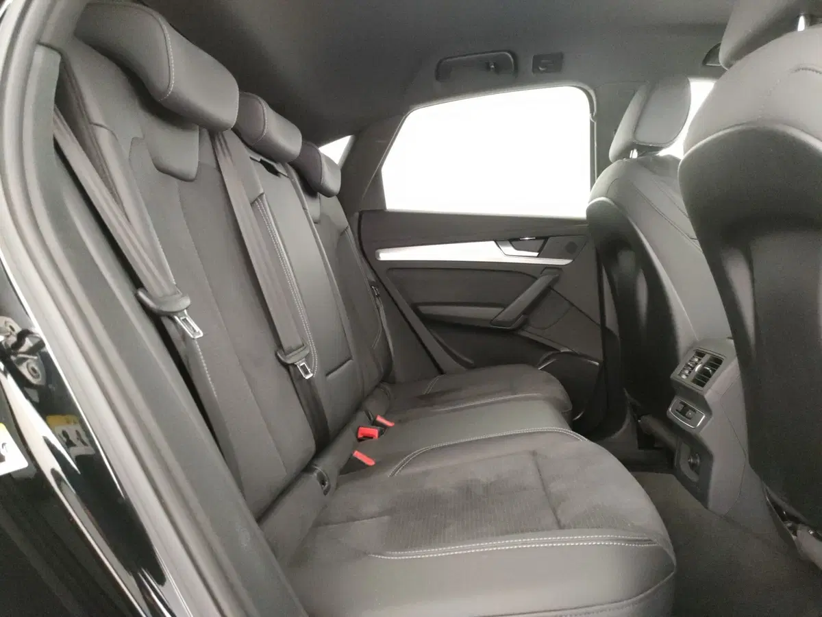 Audi Q5 Sportback usata a Napoli (9)