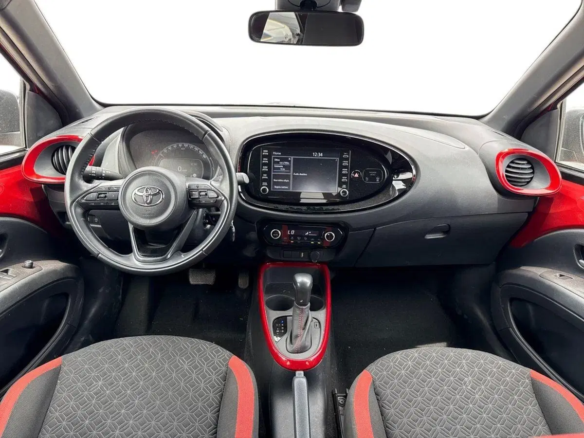 Toyota Aygo X usata a Palermo (17)
