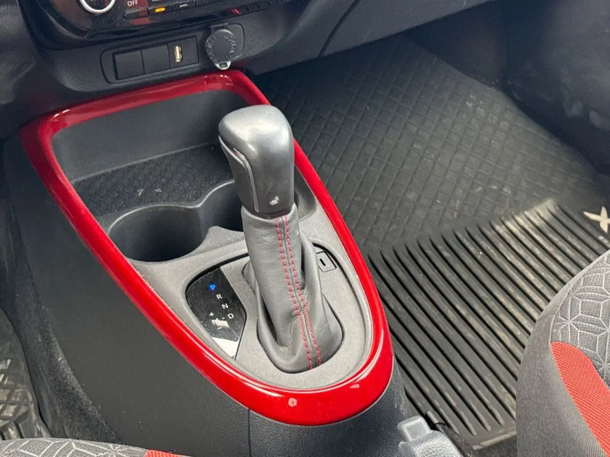 Toyota Aygo X usata a Palermo (18)