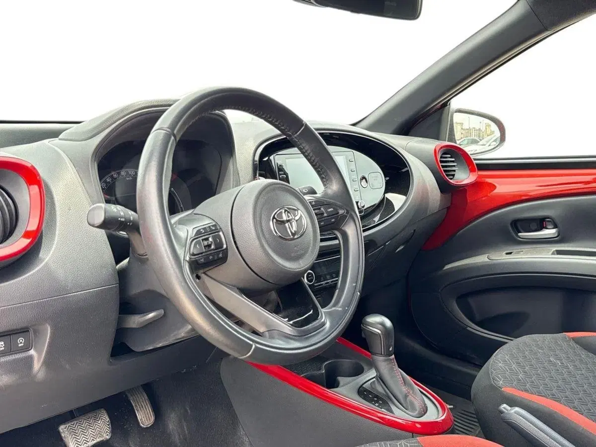 Toyota Aygo X usata a Palermo (7)