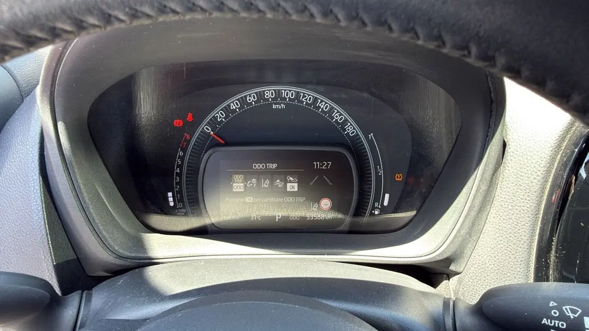 Toyota Aygo X usata a Palermo (9)
