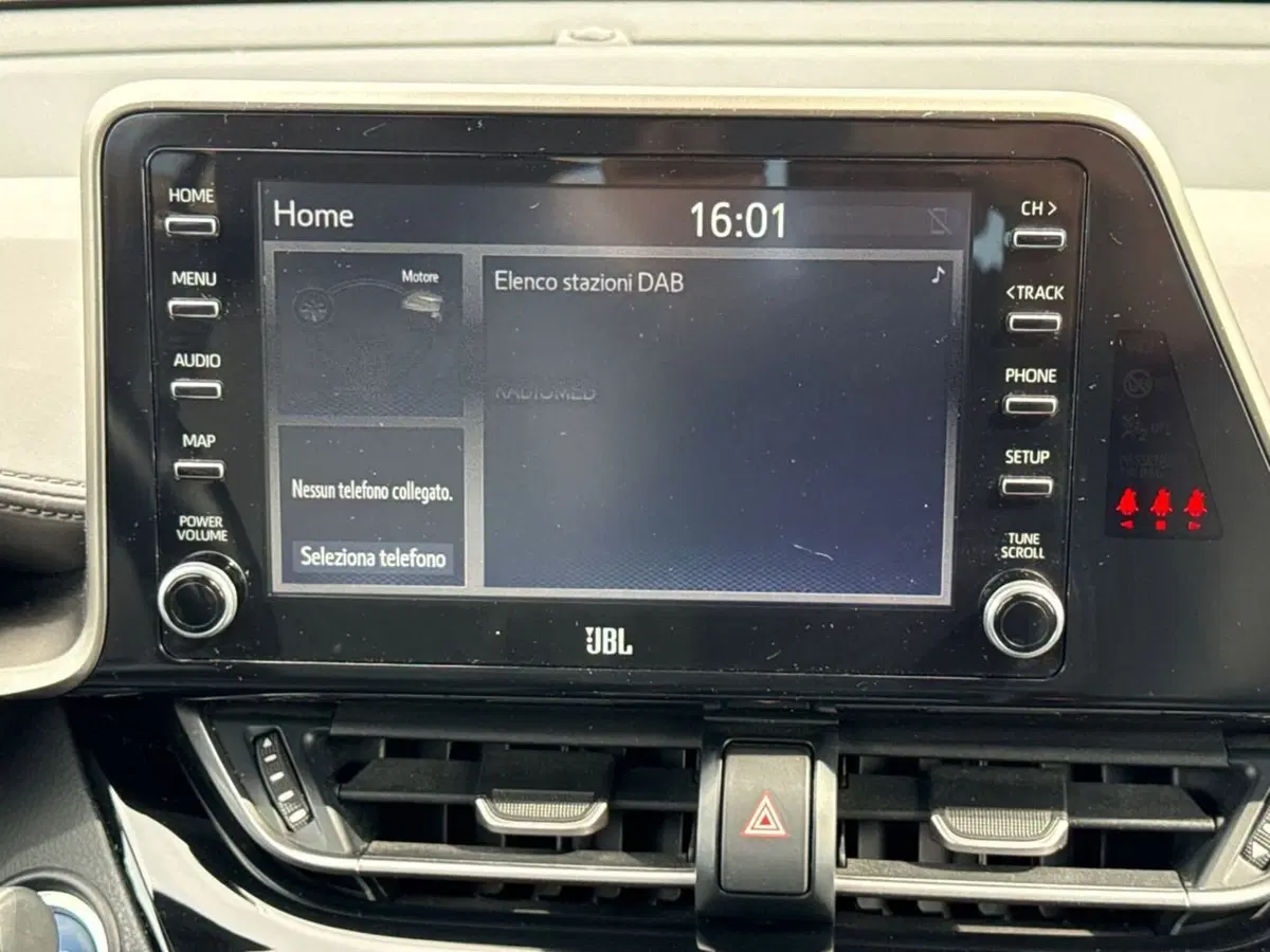 Toyota Toyota C-HR usata a Palermo (18)