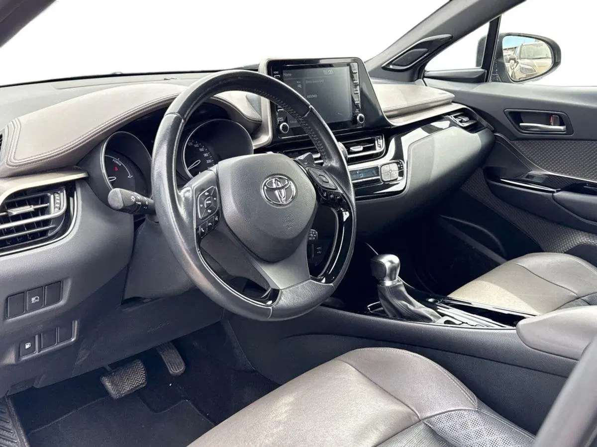 Toyota Toyota C-HR usata a Palermo (7)