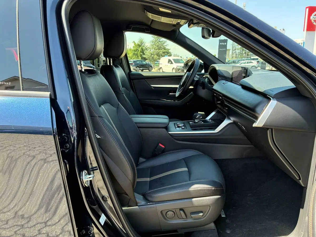 Mazda CX-60 usata a Vercelli (11)
