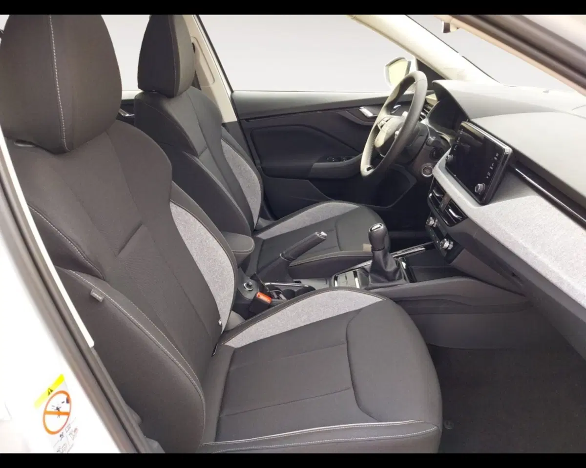 Skoda Kamiq nuova a Ravenna (10)