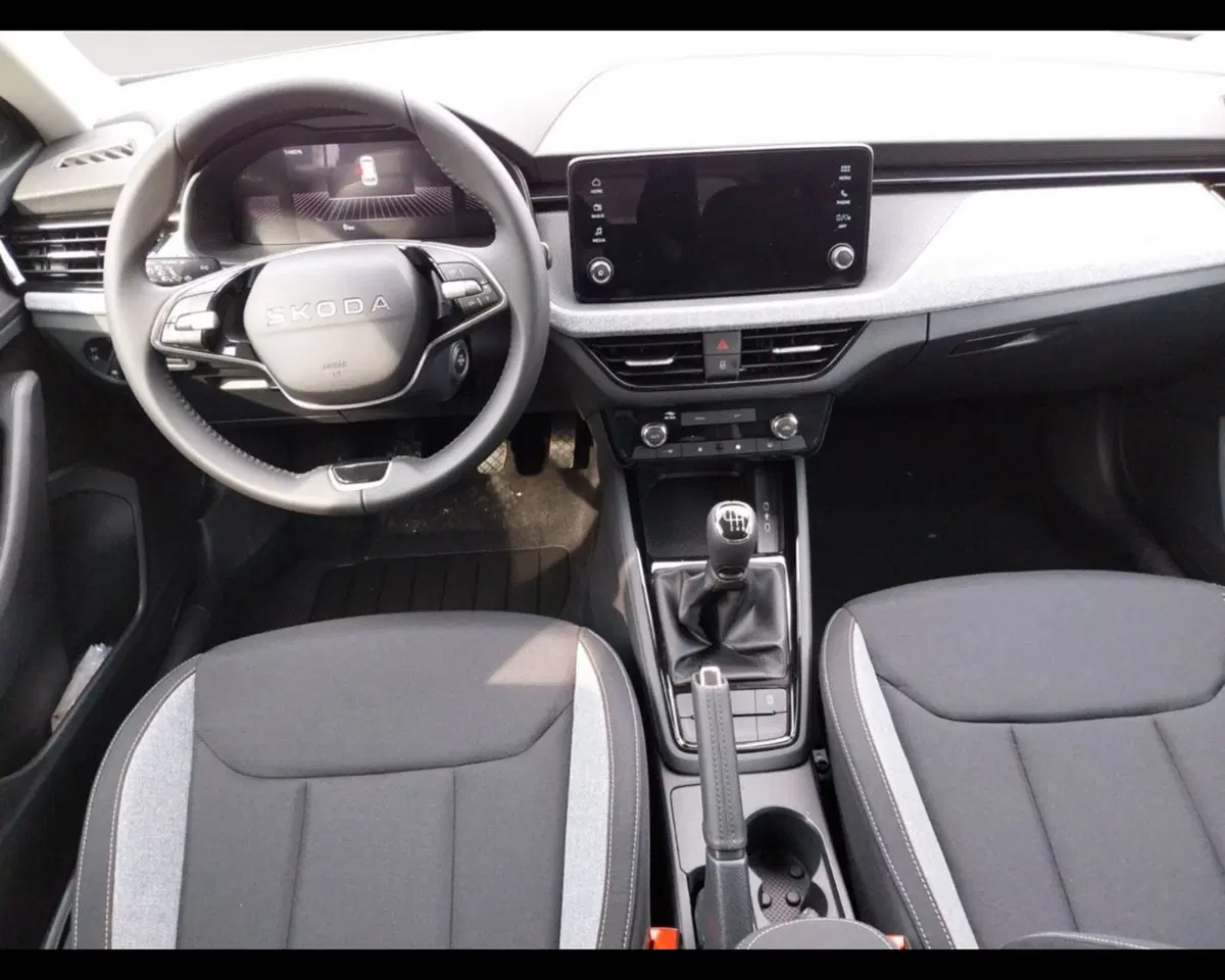Skoda Kamiq nuova a Ravenna (12)