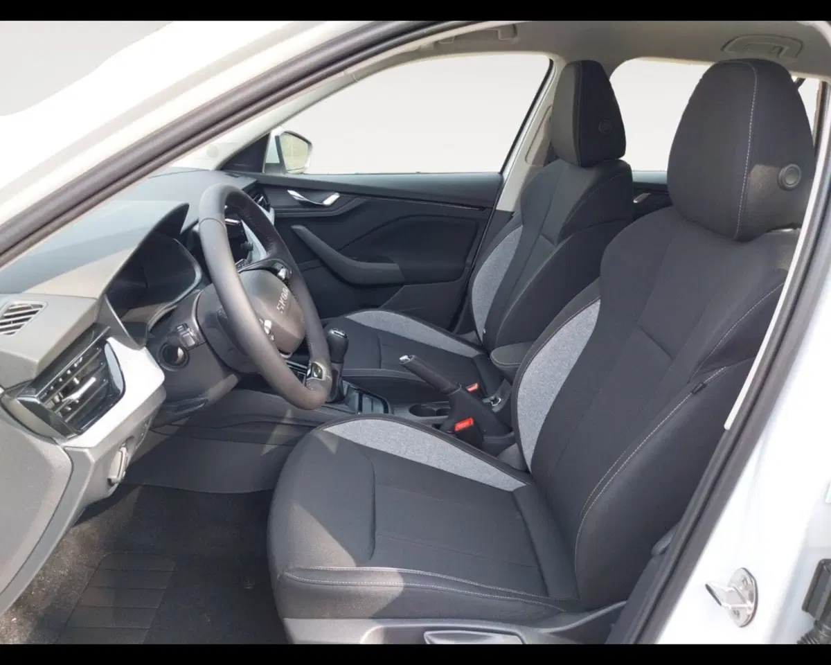 Skoda Kamiq nuova a Ravenna (14)