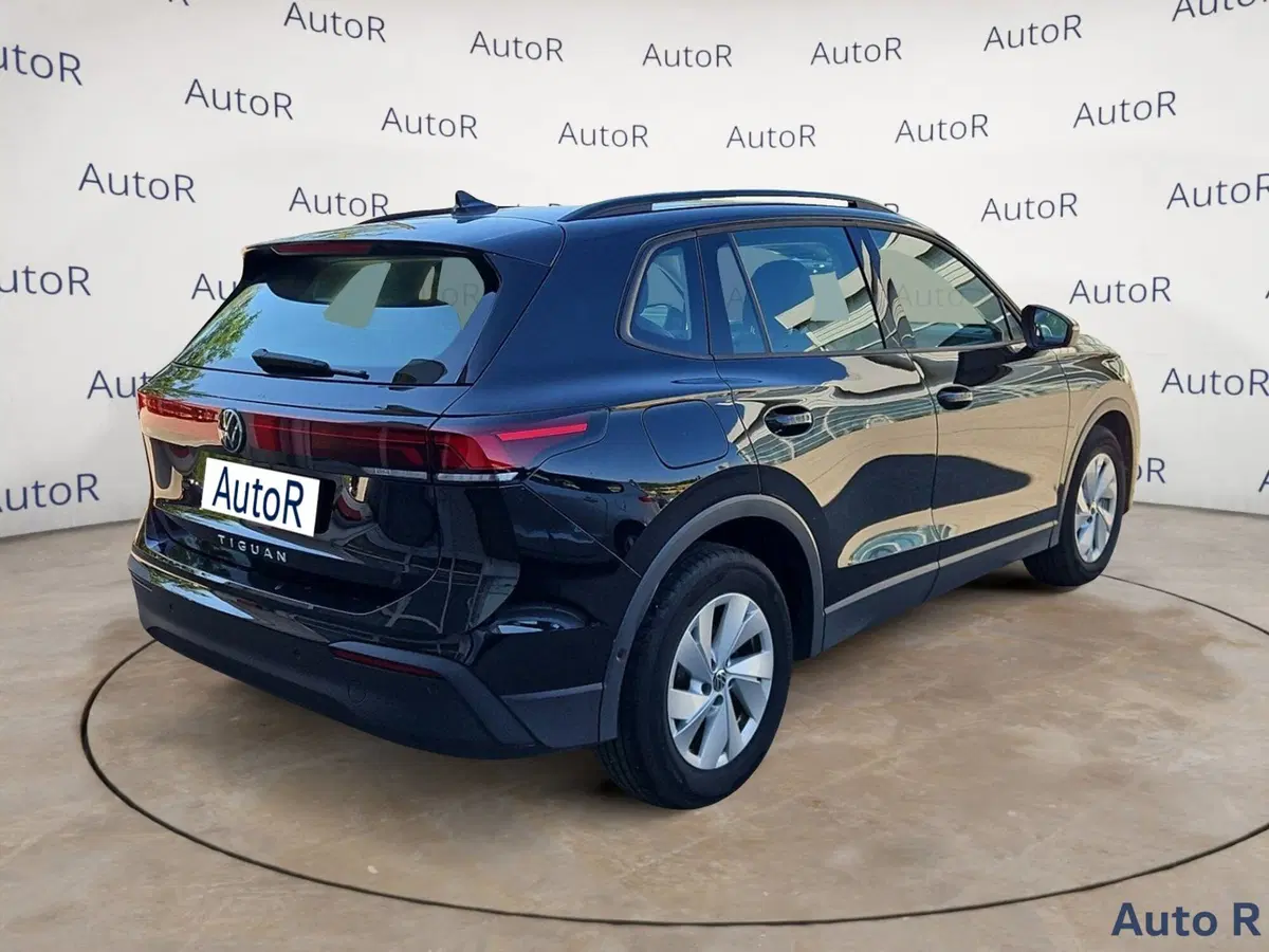 Volkswagen Tiguan usata a Potenza (6)