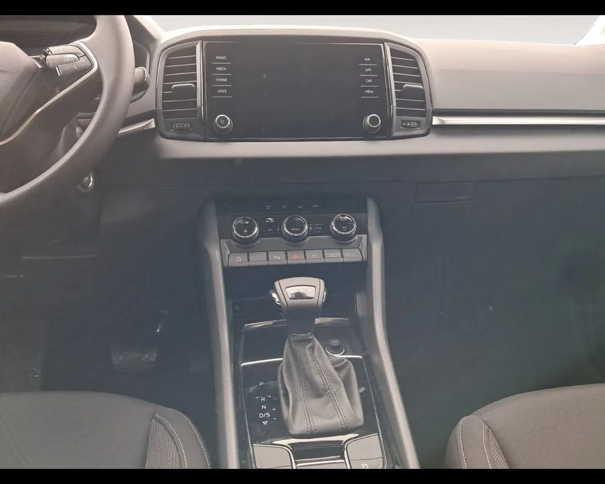 Skoda Karoq nuova a Ravenna (13)