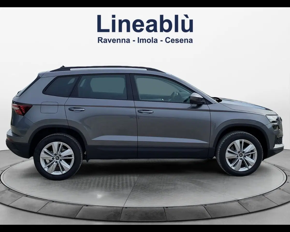 Skoda Karoq nuova a Ravenna (7)