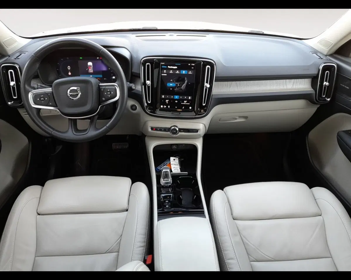 Volvo XC40 usata a Ravenna (10)