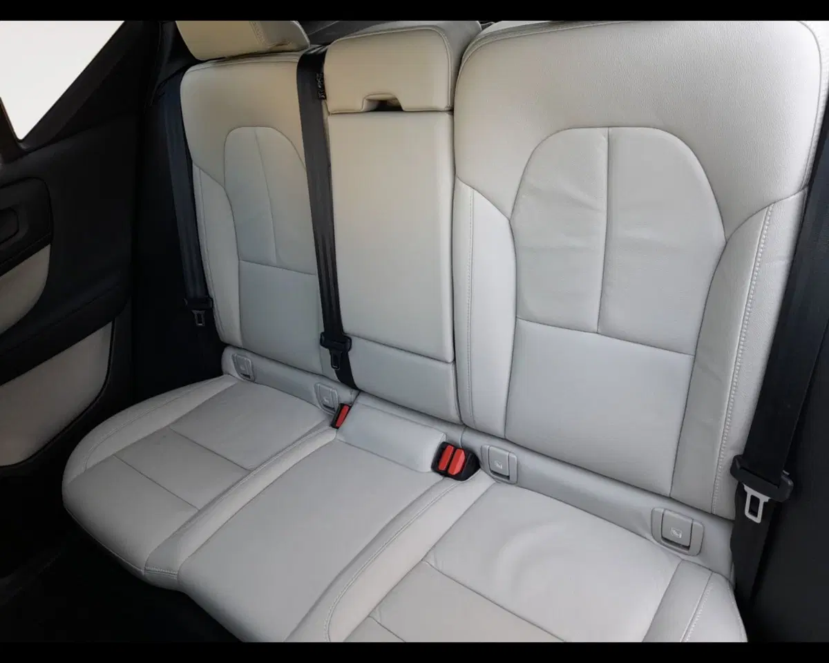 Volvo XC40 usata a Ravenna (13)